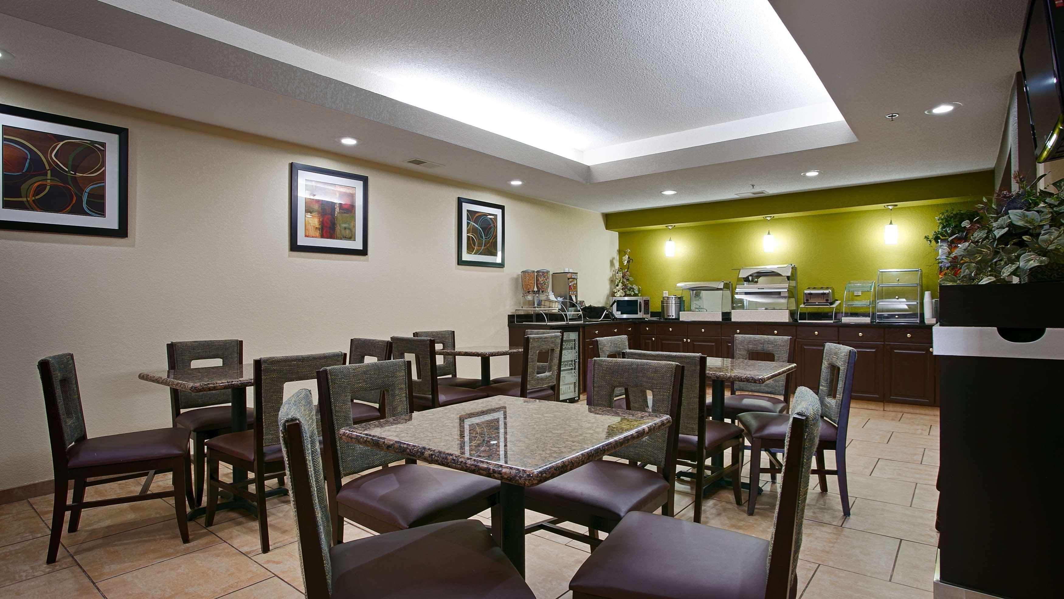 Best Western Lake Cumberland Inn Monticello Экстерьер фото