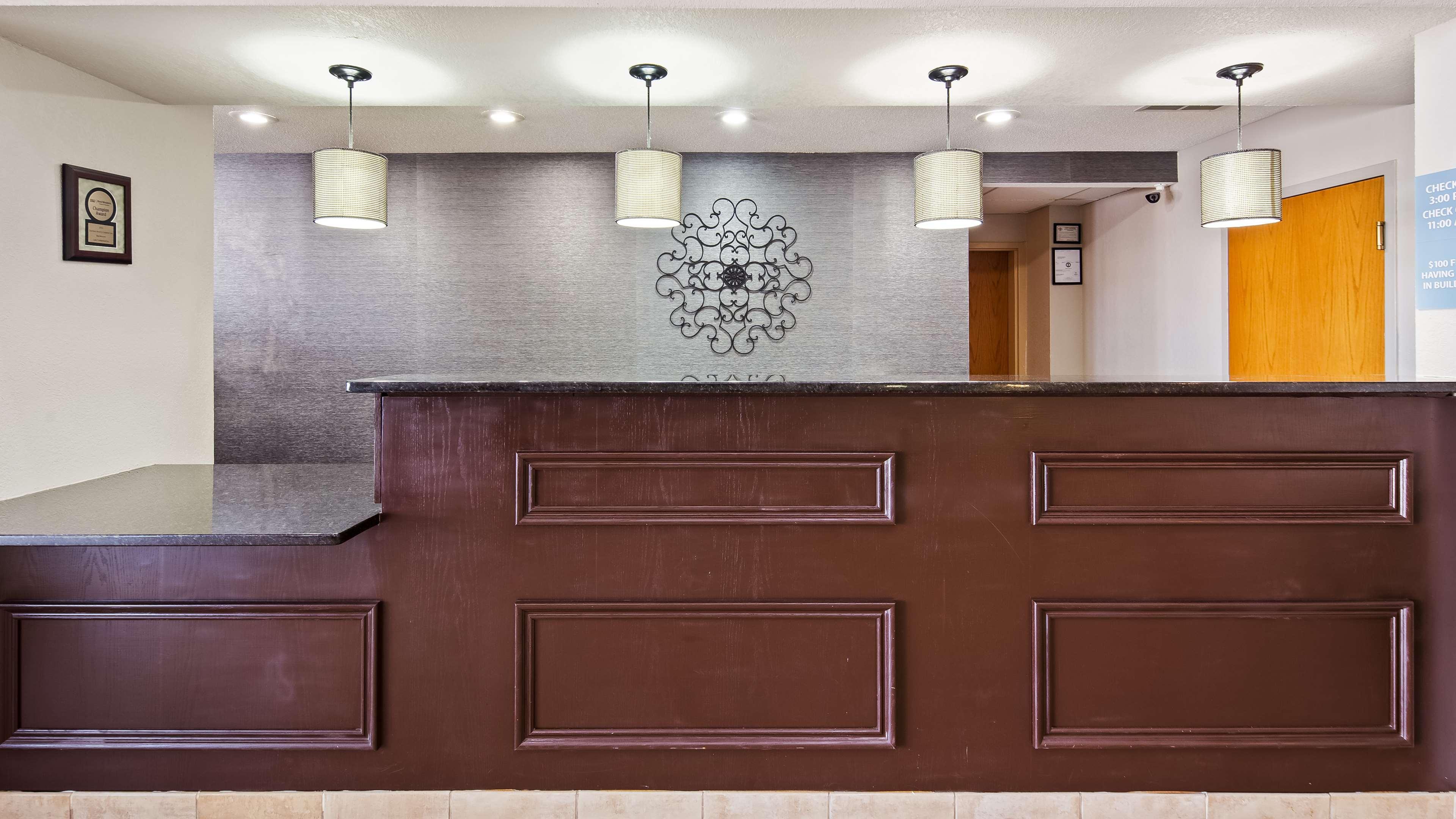 Best Western Lake Cumberland Inn Monticello Экстерьер фото